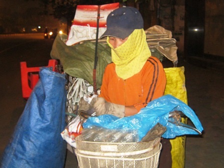 Nhặt rác đêm đông - 3