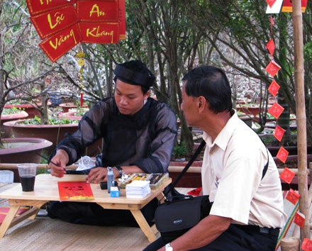 Tới hội hoa xuân ngắm cây cảnh tiền tỷ - 5