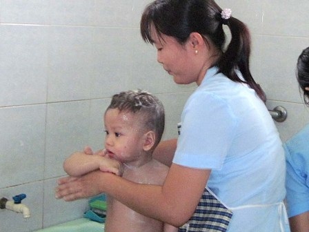 Ngày đầu các bé Tiên Phước 2 về nhà mới - 5 Ngày đầu các bé Tiên Phước 2 về nhà mới - 5