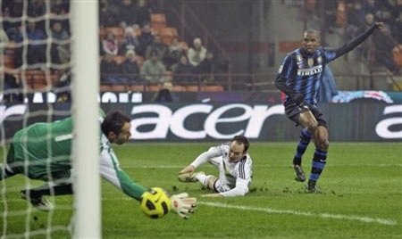 Thắng Cesena chóng vánh, Inter trở lại top 4 - 2