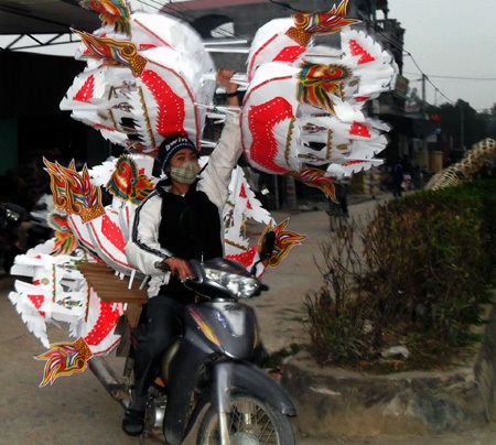 Làng tranh Đông Hồ tất bật...mùa hàng mã - 1