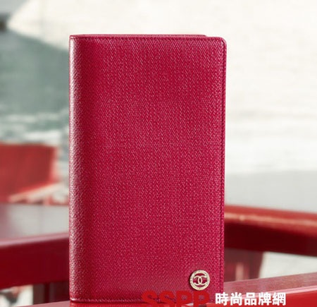 Thanh lịch với BST túi 2011 của Salvatore Ferragamo và Chanel - 22 Thanh lịch với BST túi 2011 của Salvatore Ferragamo và Chanel - 22