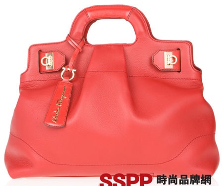 Thanh lịch với BST túi 2011 của Salvatore Ferragamo và Chanel - 16 Thanh lịch với BST túi 2011 của Salvatore Ferragamo và Chanel - 16