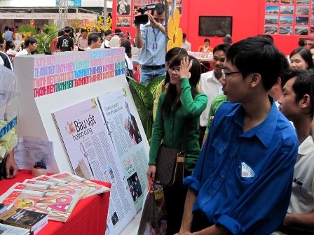 Khai mạc Hội báo xuân Tân Mão 2011 - 2