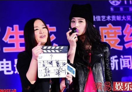 “Nữ hoàng thị phi” tu rượu trong ngày ra mắt phim mới - 12