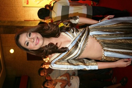 Choáng với phục trang của Thanh Thảo - 2 Choáng với phục trang của Thanh Thảo - 2