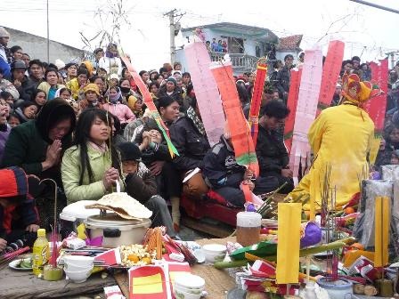 Cầu siêu cho 9 ngư dân mất tích trên biển - 6