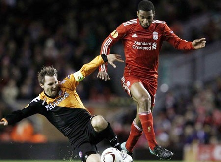 Tống khứ Babel, Liverpool chuẩn bị đón Suarez - 1