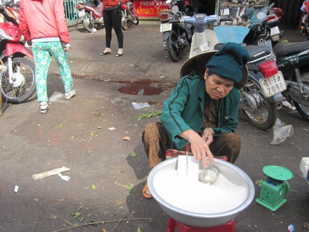 Cuối năm đi bán cát lư hương - 8 Cuối năm đi bán cát lư hương - 8