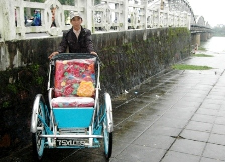 Xích lô, xe thồ cúng Tổ cầu may trước Tết - 7