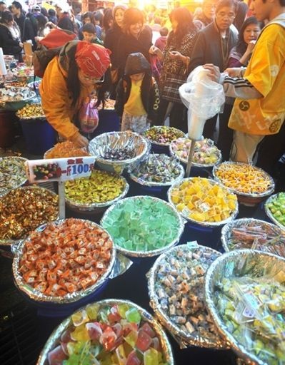 Không khí Tết tưng bừng khắp châu Á - 11