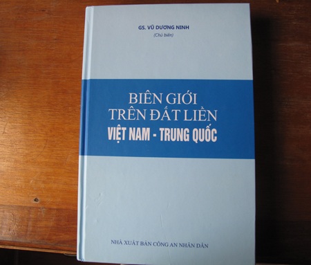 Ra mắt cuốn sách Biên giới trên đất liền Việt Nam- Trung Quốc - 1 Ra mắt cuốn sách Biên giới trên đất liền Việt Nam- Trung Quốc - 1