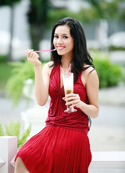 Á hậu Hoàng My “Thông minh không cần phải chứng minh” - 2 Á hậu Hoàng My “Thông minh không cần phải chứng minh” - 2