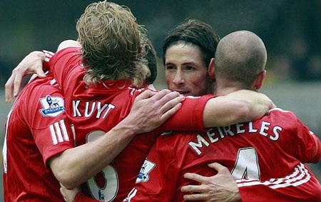 Những khoảnh khắc ấn tượng vòng 24 Premier League - 1