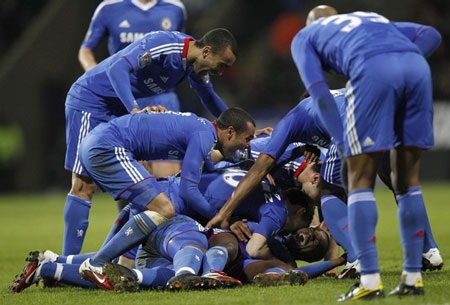 Những khoảnh khắc ấn tượng vòng 24 Premier League - 8