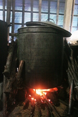 Khám phá “tuyệt chiêu” bánh tét làng Chuồn - 14