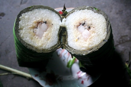 Khám phá “tuyệt chiêu” bánh tét làng Chuồn - 2