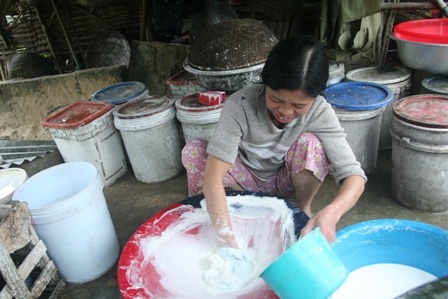 Kỳ công nghề làm hạt nổ cúng cuối năm - 3