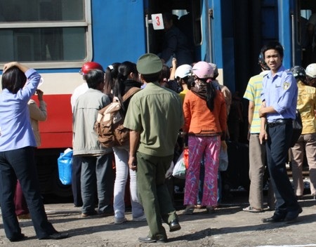 Trả vé tàu phải mất phí từ 10 - 30% - 1