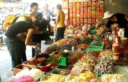 Cẩn trọng thịt heo và mứt có chất độc hại - 2