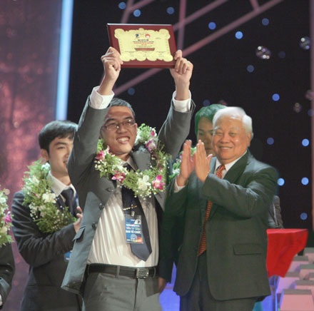 GS.VS. Nguyễn Văn Hiệu: Người hết lòng với tài năng Việt  - 1 GS.VS. Nguyễn Văn Hiệu: Người hết lòng với tài năng Việt  - 1