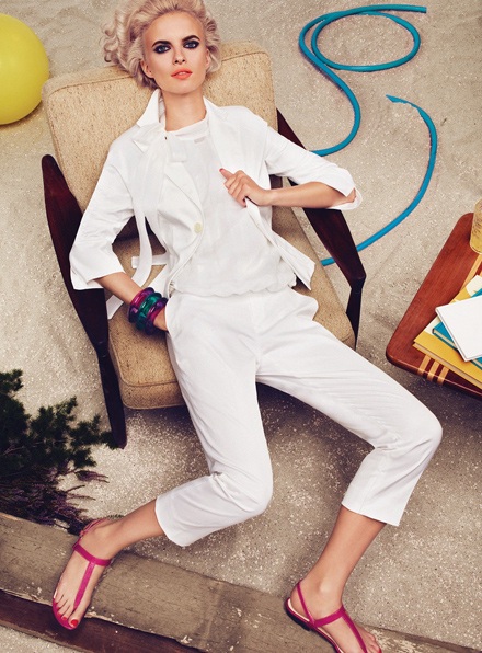 Ảnh quảng cáo bay bổng của MaxMara - 11 Ảnh quảng cáo bay bổng của MaxMara - 11