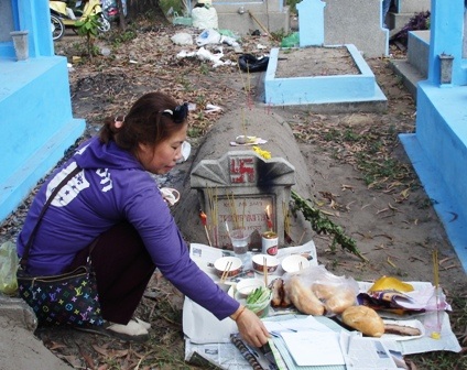 Tảo mộ cuối năm - 1