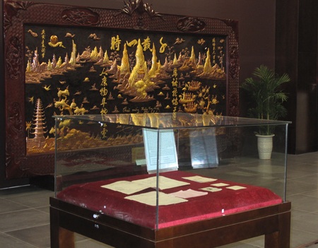 Chiêm ngưỡng “gia tài” của người Hà Nội xưa - 4 Chiêm ngưỡng “gia tài” của người Hà Nội xưa - 4