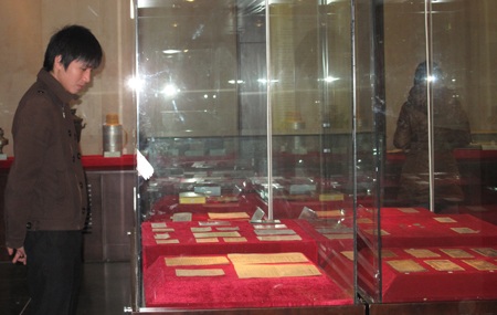 Chiêm ngưỡng “gia tài” của người Hà Nội xưa - 2 Chiêm ngưỡng “gia tài” của người Hà Nội xưa - 2