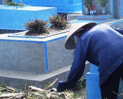 Nỗi niềm nghề sống nhờ... người chết - 4