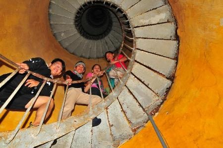 Gặp chàng trai xuyên Việt 108 ngày 10.000km - 9 Gặp chàng trai xuyên Việt 108 ngày 10.000km - 9