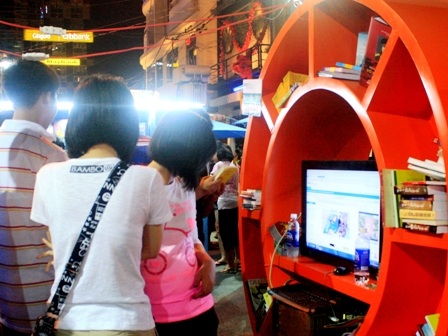 Khai lễ hội đường sách đầu tiên - 2 Khai lễ hội đường sách đầu tiên - 2