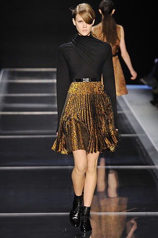 BST đông 2010 của Cacharel  - 10