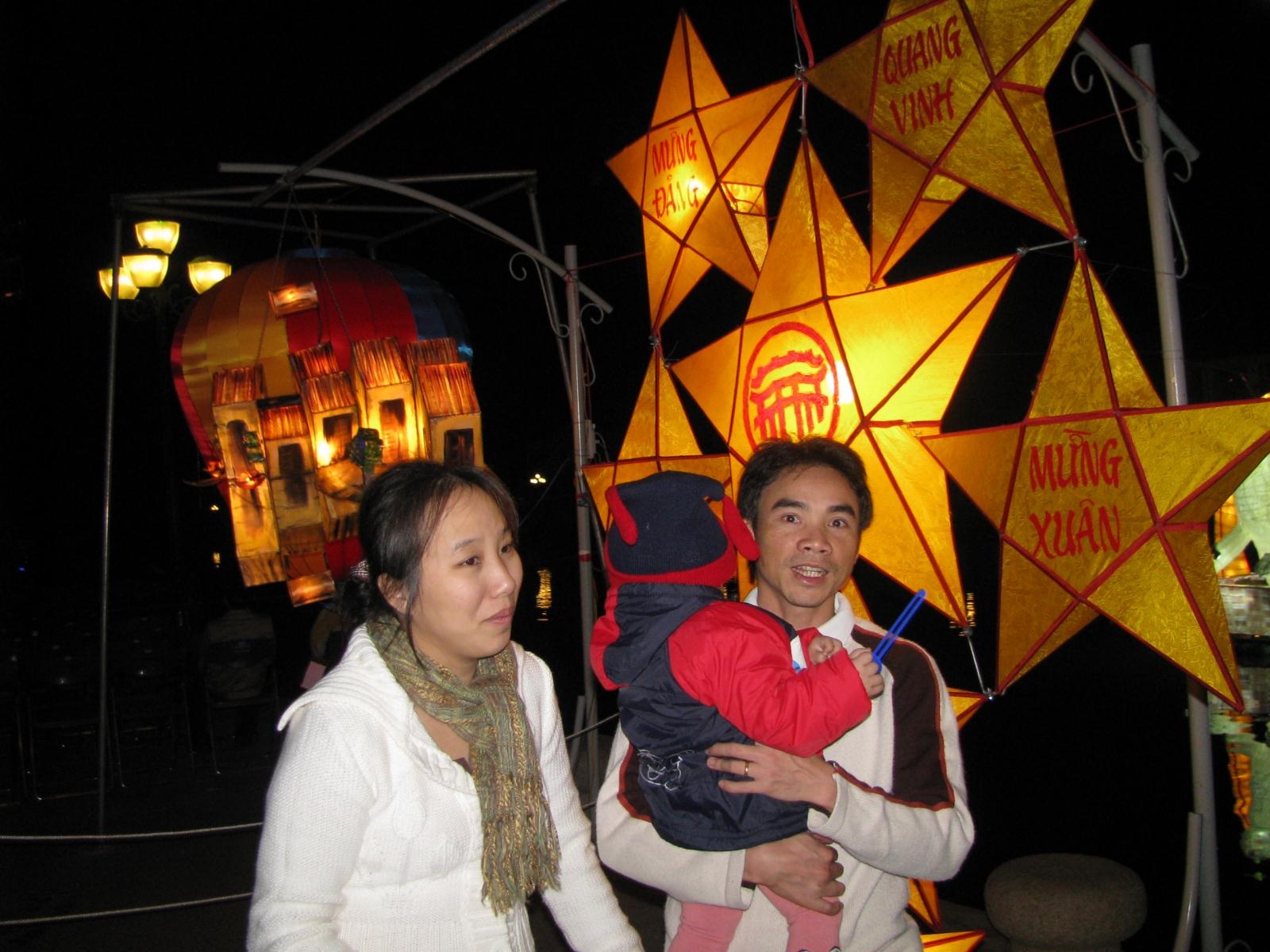 Hồi hộp chờ đón phút giao thừa - 15