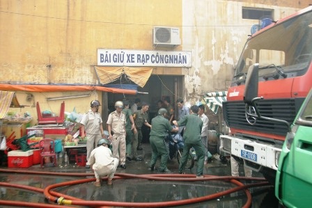 Bà hỏa “thăm” ba căn nhà trước giao thừa - 2 Bà hỏa “thăm” ba căn nhà trước giao thừa - 2