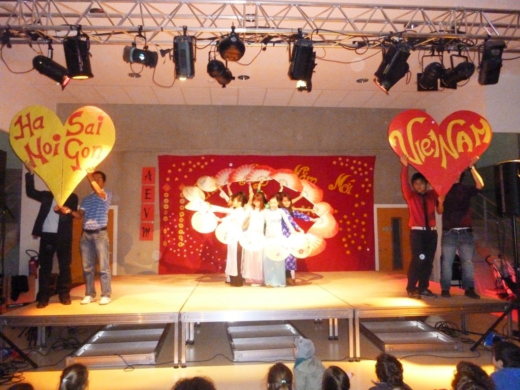 Không khí đón Tết của sinh viên Việt Nam tại Montpellier, Pháp - 3