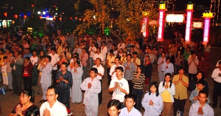 Đón giao thừa tại ngôi chùa lớn nhất - 5