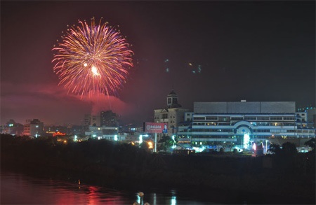 Mãn nhãn với pháo hoa đêm giao thừa - 30