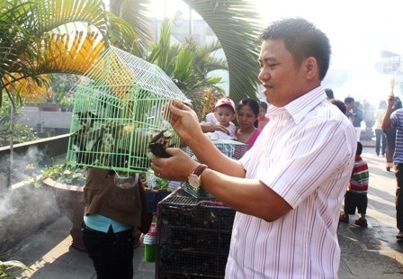 TPHCM: Nô nức trẩy hội đầu năm mới - 5 TPHCM: Nô nức trẩy hội đầu năm mới - 5