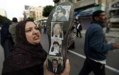 Đụng độ bùng phát giữa các cuộc biểu tình tại Ai Cập - 7