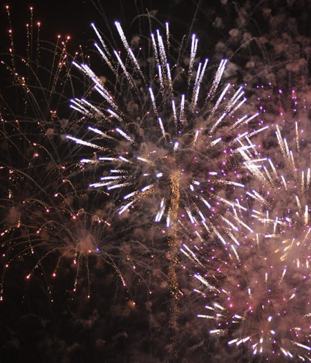 Mãn nhãn với pháo hoa đêm giao thừa - 7