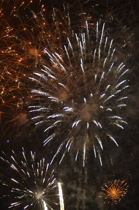 Mãn nhãn với pháo hoa đêm giao thừa - 8