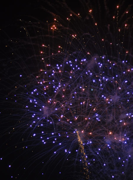 Mãn nhãn với pháo hoa đêm giao thừa - 9