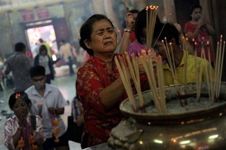 Châu Á tưng bừng đón Tết âm lịch 2011 - 16