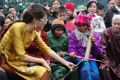 Không khí đón Tết tại Hương Khê - Hà Tĩnh sau hai cơn lũ đi qua - 10