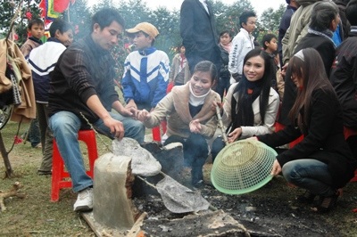 Không khí đón Tết tại Hương Khê - Hà Tĩnh sau hai cơn lũ đi qua - 12