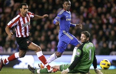 Những khoảnh khắc ấn tượng vòng 25 Premier League - 15