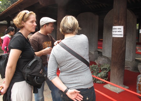 Nô nức mua chữ cầu may - 13 Nô nức mua chữ cầu may - 13