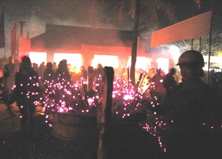 Đặc sắc phiên chợ khuya cầu may đầu năm - 17