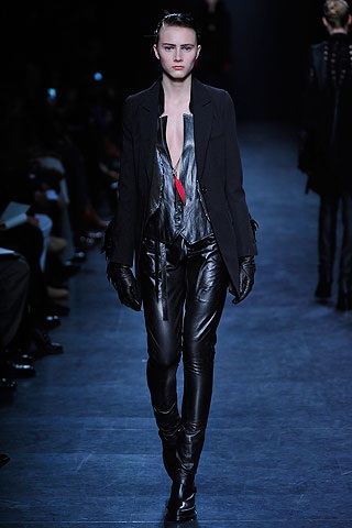 BST đông 2010 của Ann Demeulemeester - 14